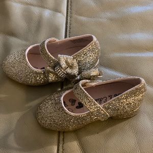 Never Worn Good glitter kiddie heels w bow detail